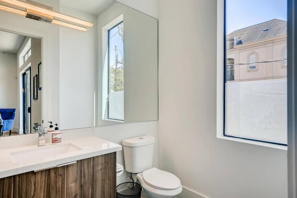 4 Story Home Mins To Downtown Houston With City Views Buitenkant foto